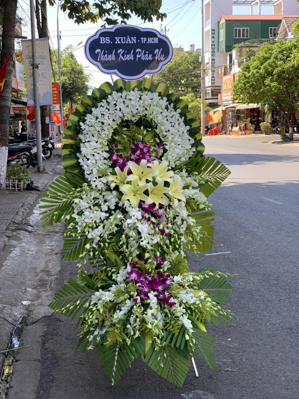 Hoa viếng đám tang Nha Trang