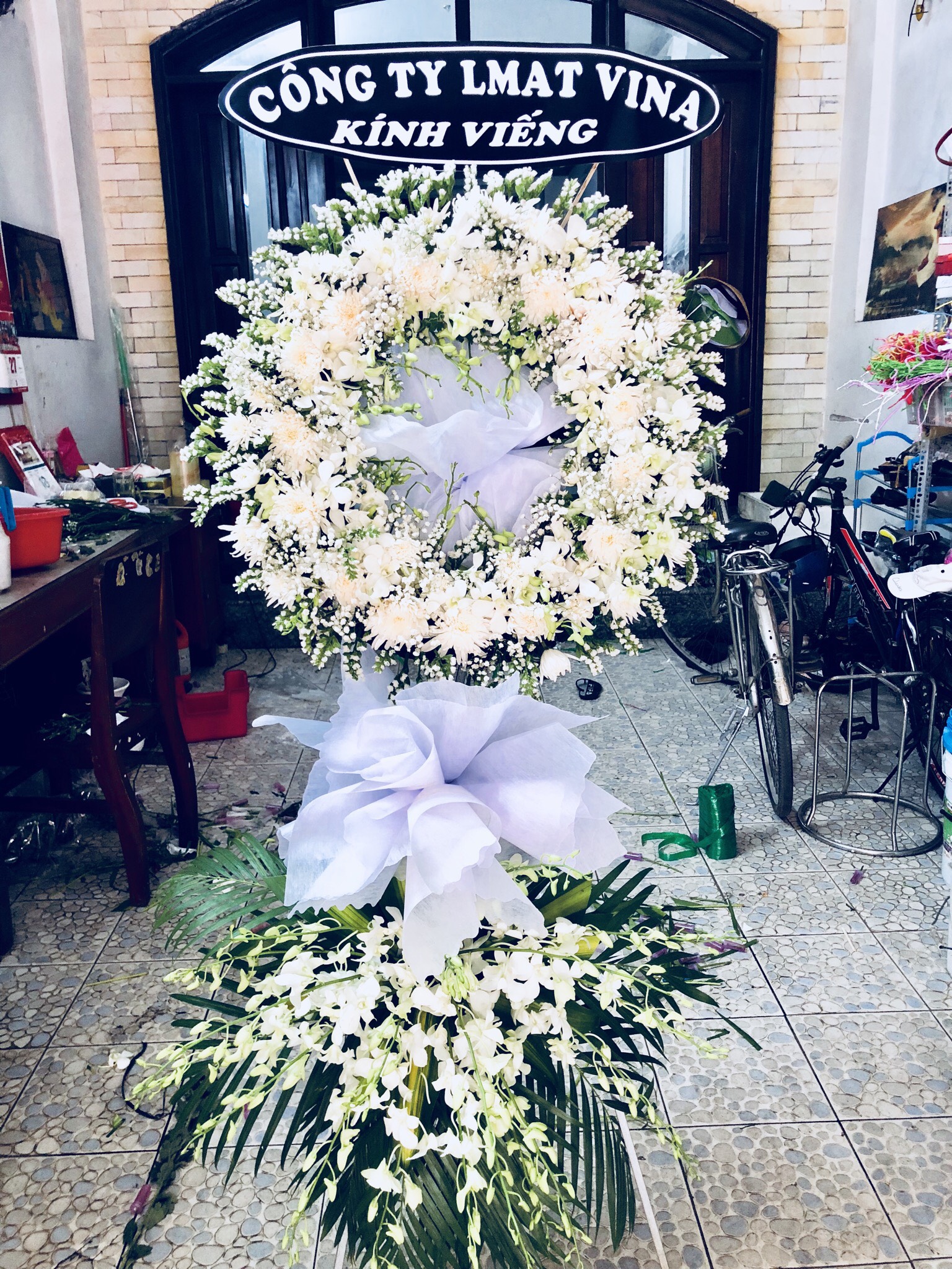 Vòng hoa viếng đẹp Nha Trang